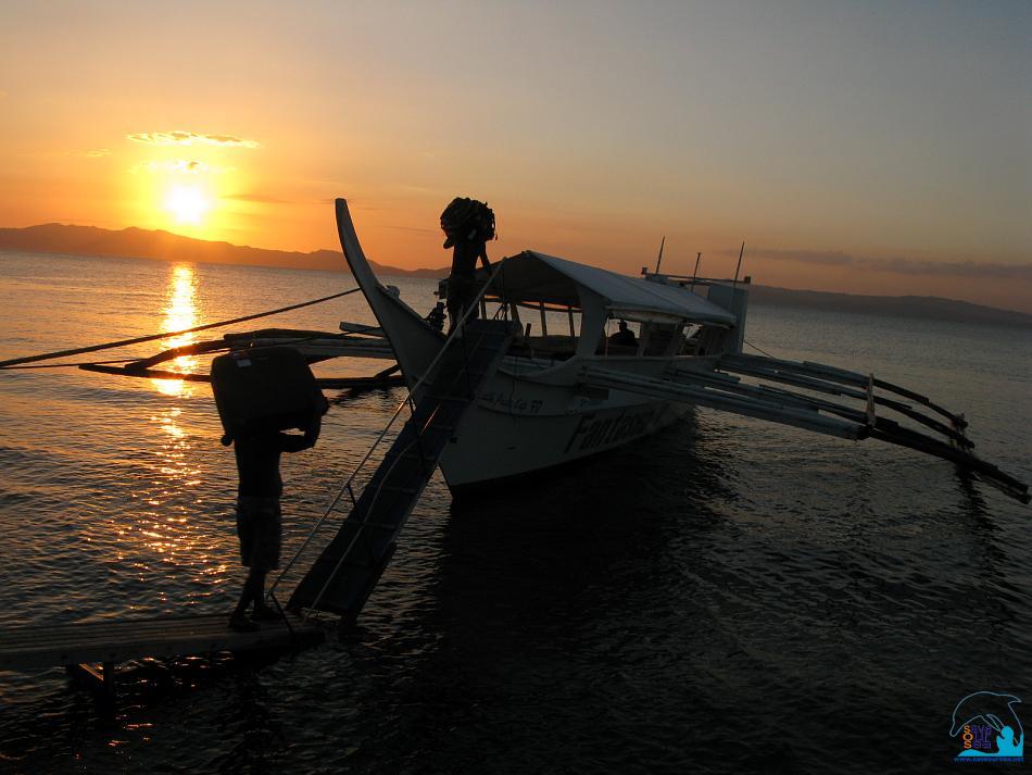 คลิ๊กเพื่อดูภาพขนาดใหญ่

Name:	Puerto Galera April 2010 (7).jpg
Views:	0
Size:	51.6 KB
ID:	6970